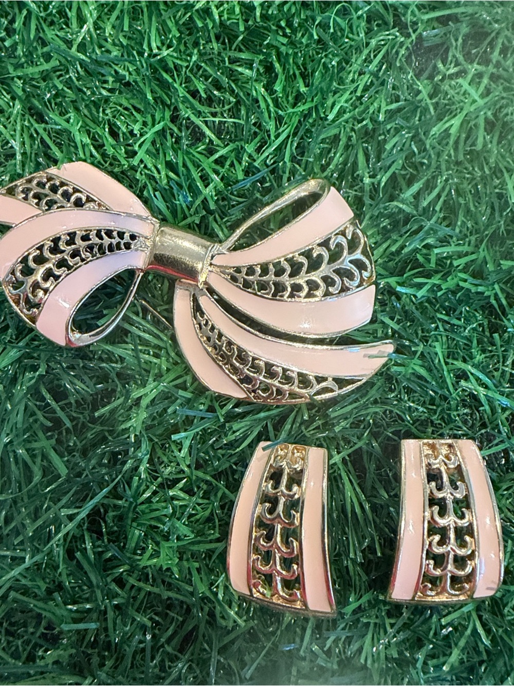 Vintage Trifari Set Brooch Earrings. Rare, Beautiful, Signed.